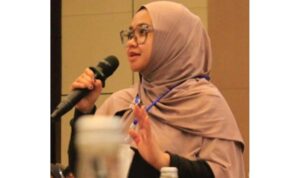 Arini --dosen bhs indonesia Arini Nurul Hidayati, dosen Prodi Pendidikan Bahasa Inggris